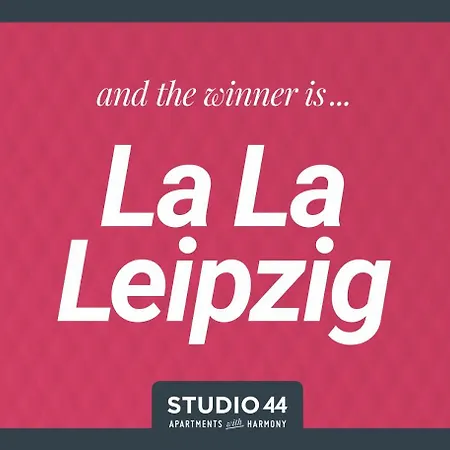 Studio 44 -